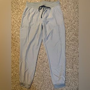 Maevn scrub jogger pant